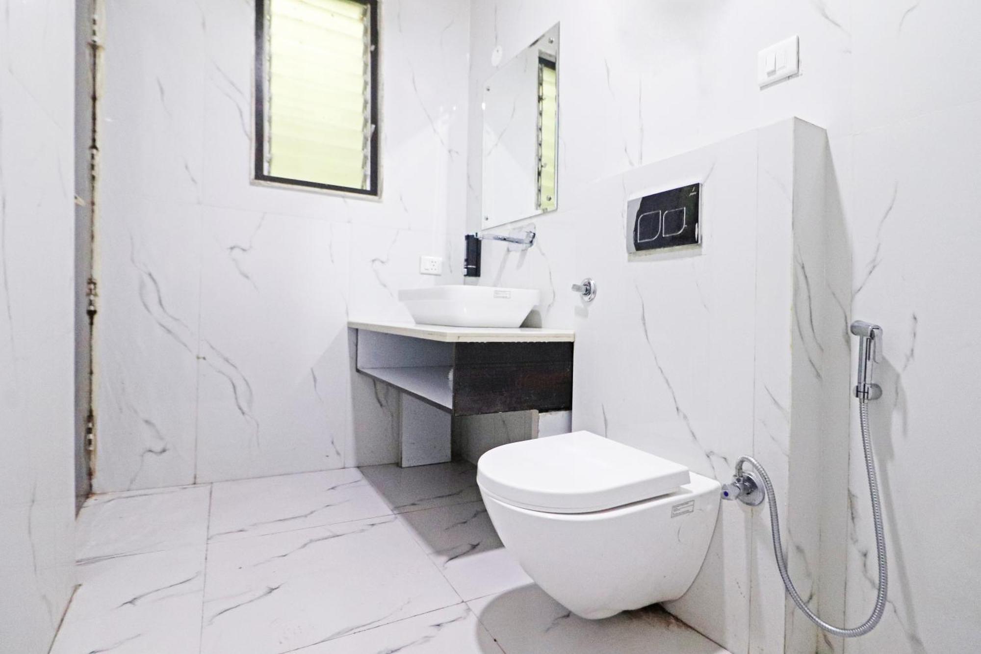 Hotel Grand Qubic Near Delhi Airport New Delhi Extérieur photo
